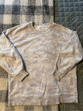 Lululemon 🍋 Camo Crewneck French Terry Sweatshirt Size Small